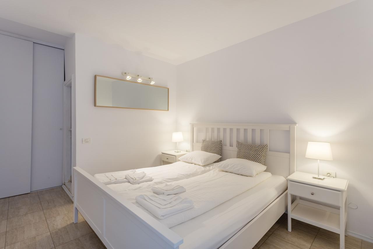 Casa Stavros Hotel 2 Mai Bagian luar foto